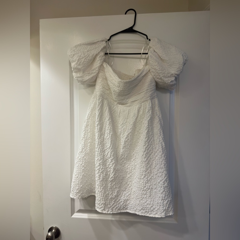 Abercrombie white off the shoulder dress